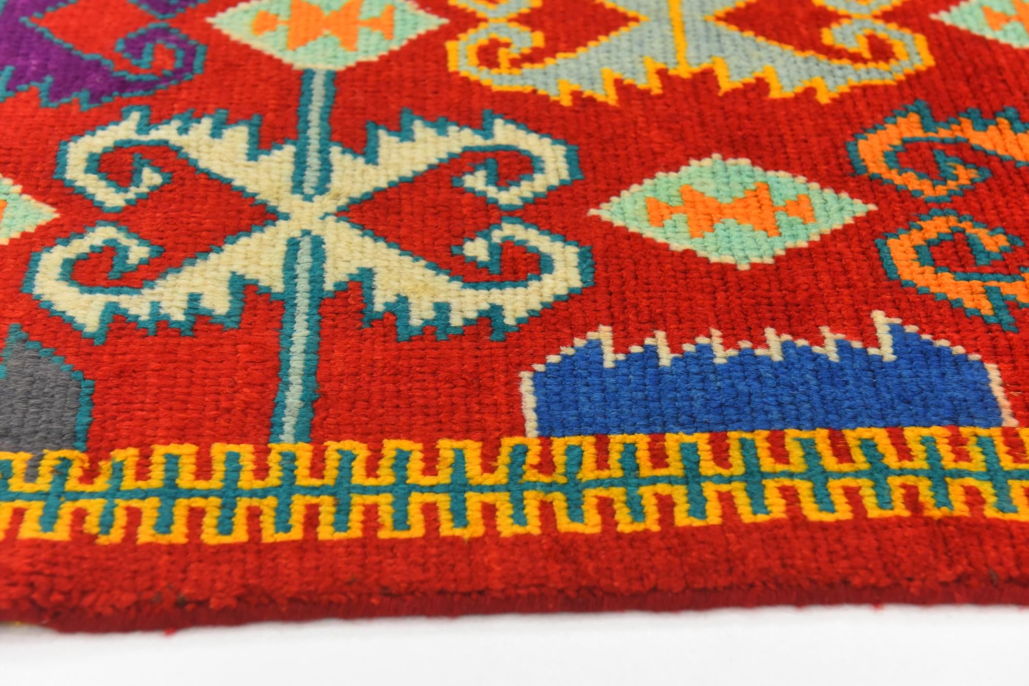 2' 8 x 4' Hand Knotted Balouch Rug