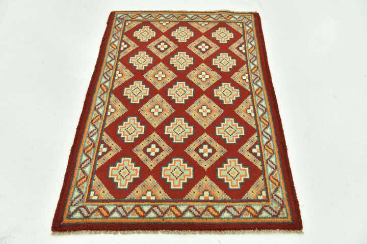 2' 7 x 3' 10 Hand Knotted Balouch Rug