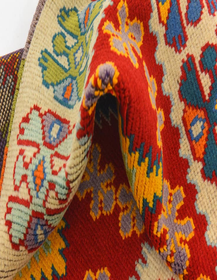 Detail image of 2' 8 x 4'  Hand Knotted Balouch Rug