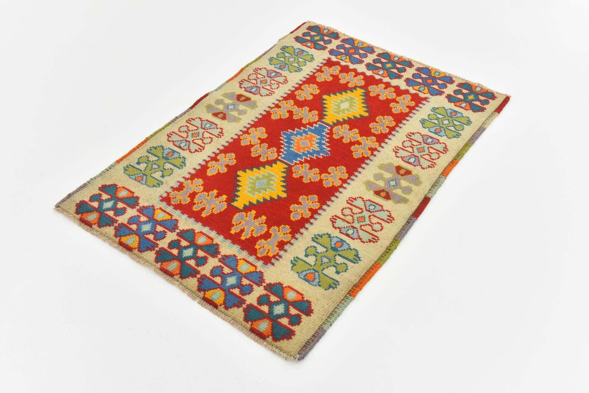 2' 8 x 4' Hand Knotted Balouch Rug