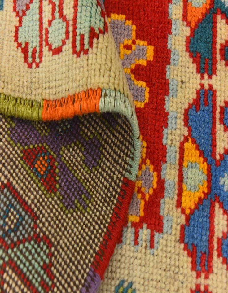 Detail image of 2' 8 x 4'  Hand Knotted Balouch Rug