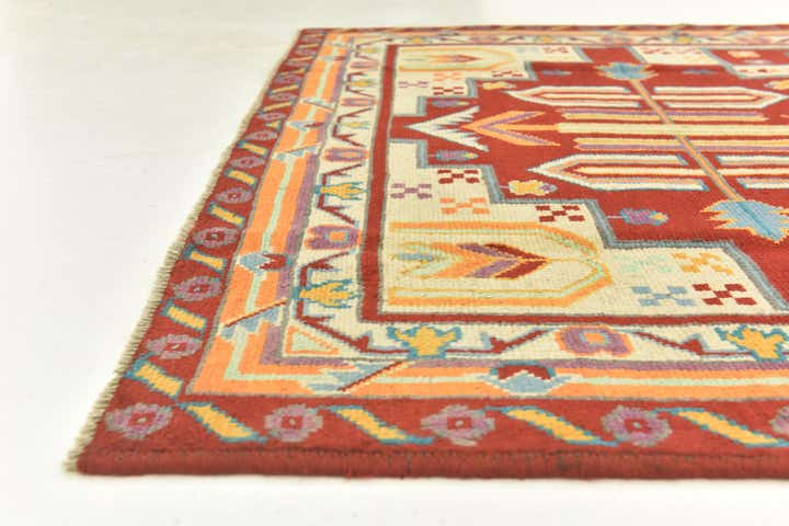 5' 8 x 8' Hand Knotted Balouch Rug