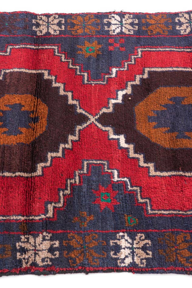 Detail image of 2' 9 x 4' 7 Hand Knotted Balouch Persian Wool Rug