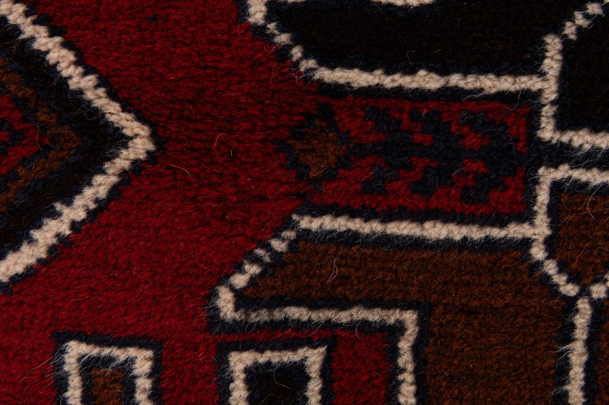 2' 9 x 4' 8 Hand Knotted Balouch Persian Wool Rug