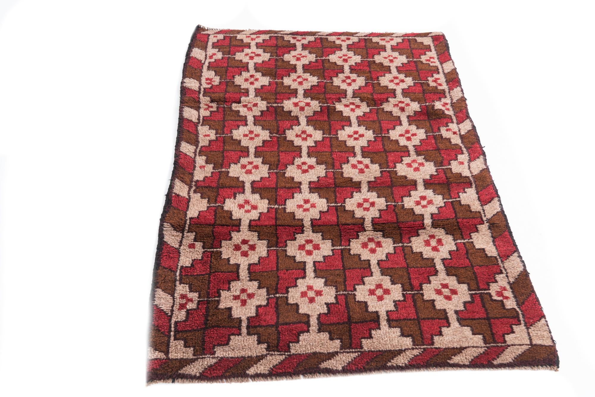 2' 9 x 4' 8 Hand Knotted Balouch Persian Wool Rug