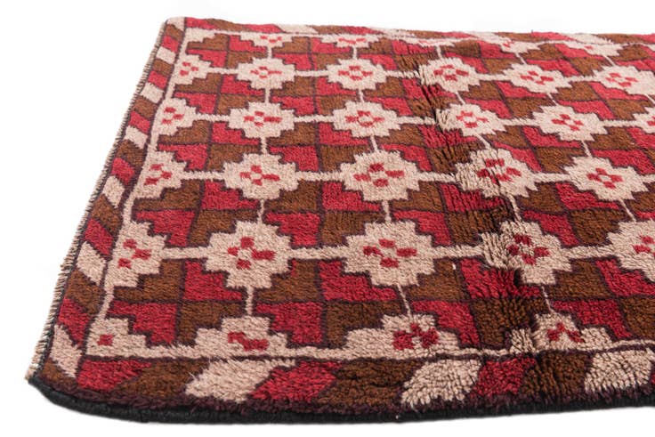 Detail image of 2' 9 x 4' 8 Hand Knotted Balouch Persian Wool Rug