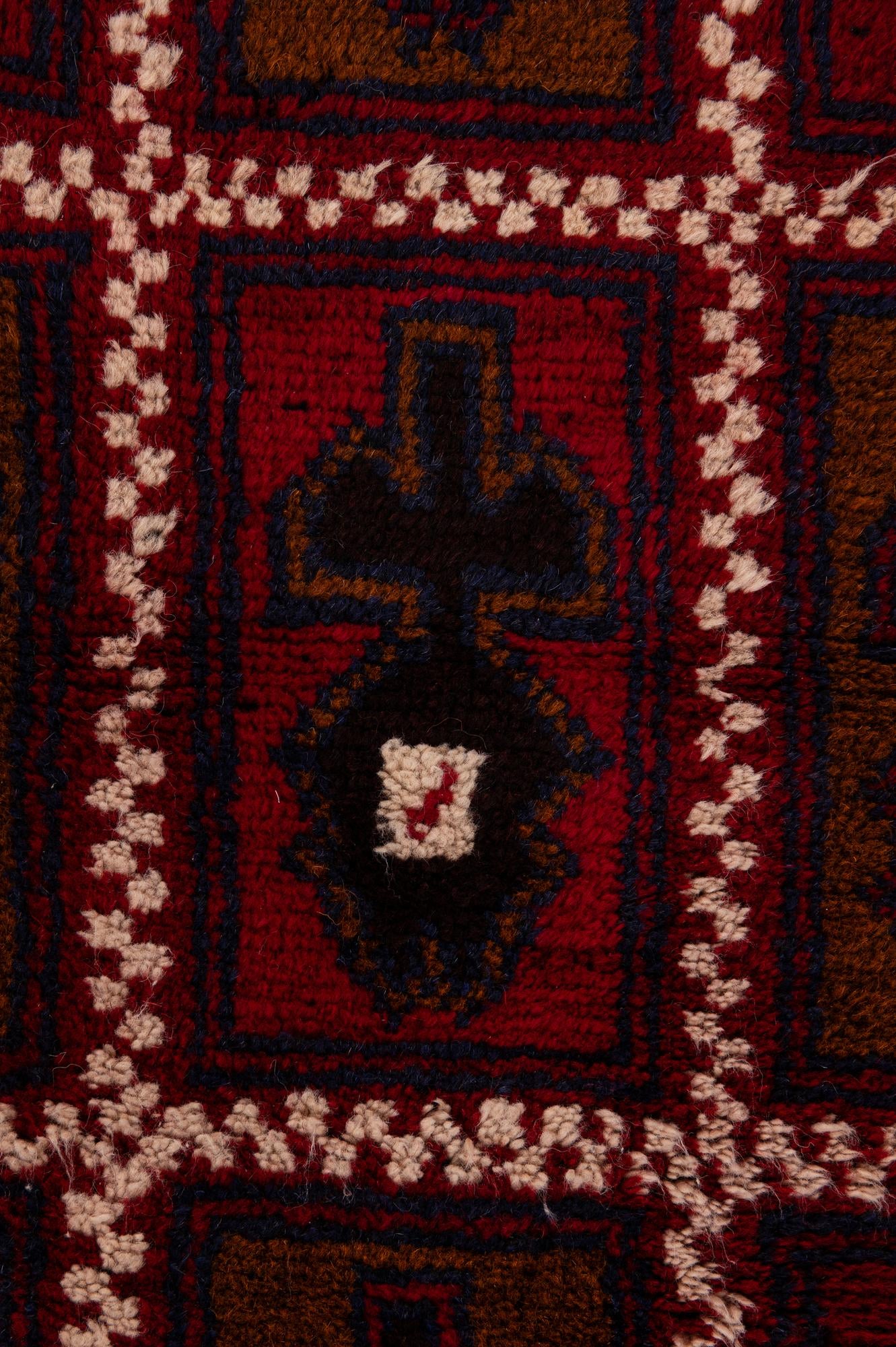 2' 9 x 4' 9 Hand Knotted Balouch Persian Wool Rug