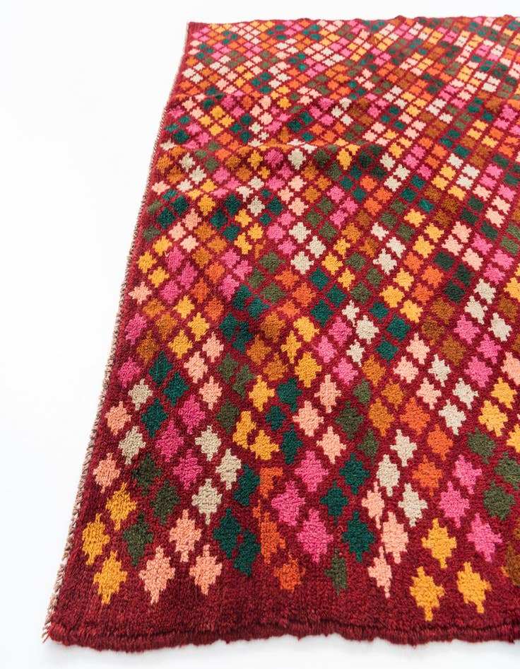 Detail image of 4' 9 x 6' 5  Hand Knotted Balouch Wool Rug