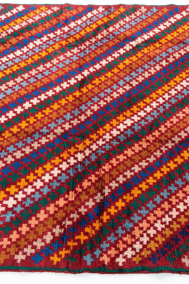 Detail image of 4' 5 x 6' 7 Hand Knotted Balouch Wool Rug