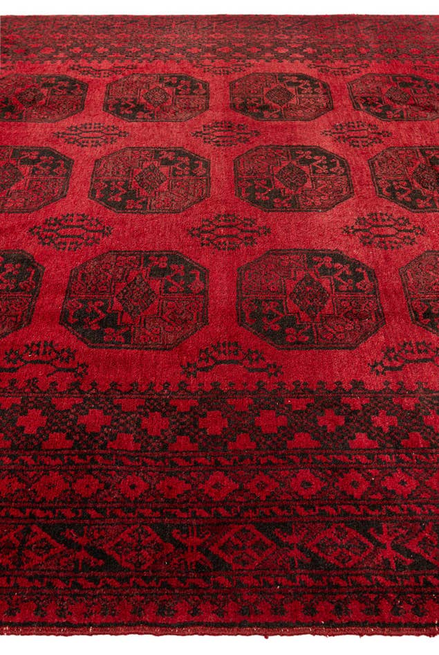 Detail image of 6' 7 x 9' 8 Hand Knotted Balouch Persian Wool Rug
