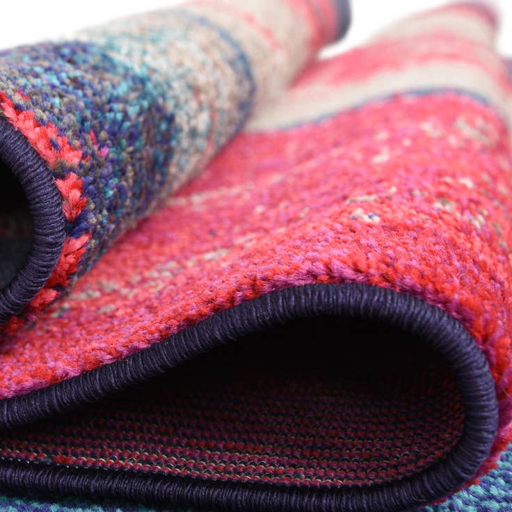 Detail image of 3' 3 x 5' 3 Washable Barcelona Rug