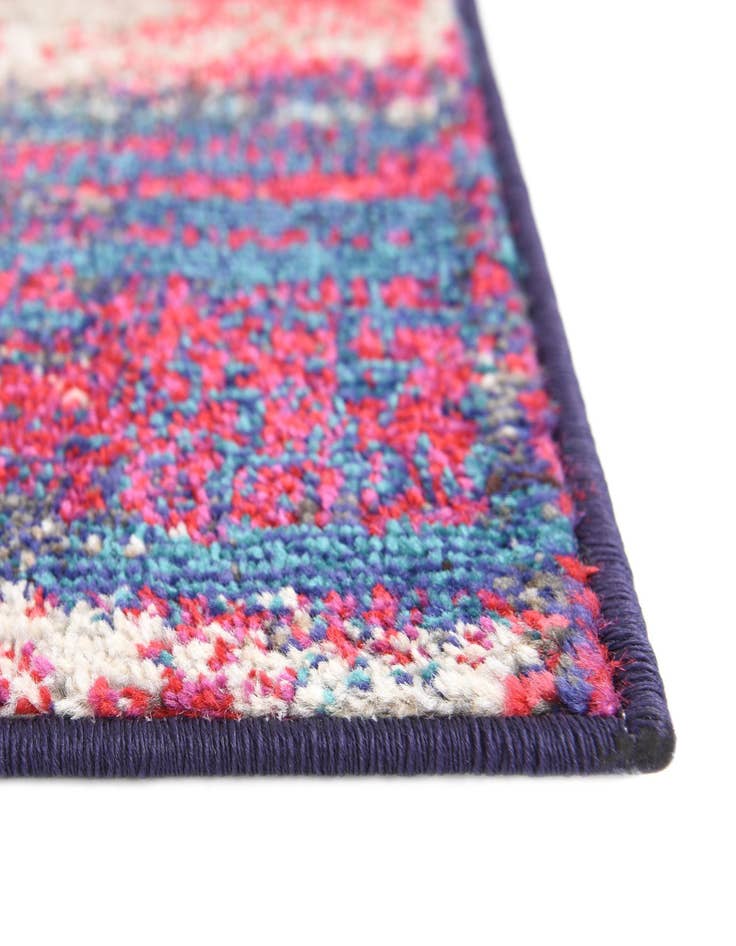 Detail image of 2' 2 x 3'  Washable Barcelona Rug