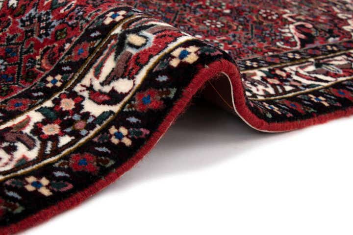 2' 4 x 3' 8 Bidjar fine Rug