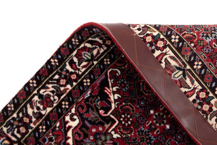 Detail image of 2' 4 x 3' 8 Bidjar fine Rug