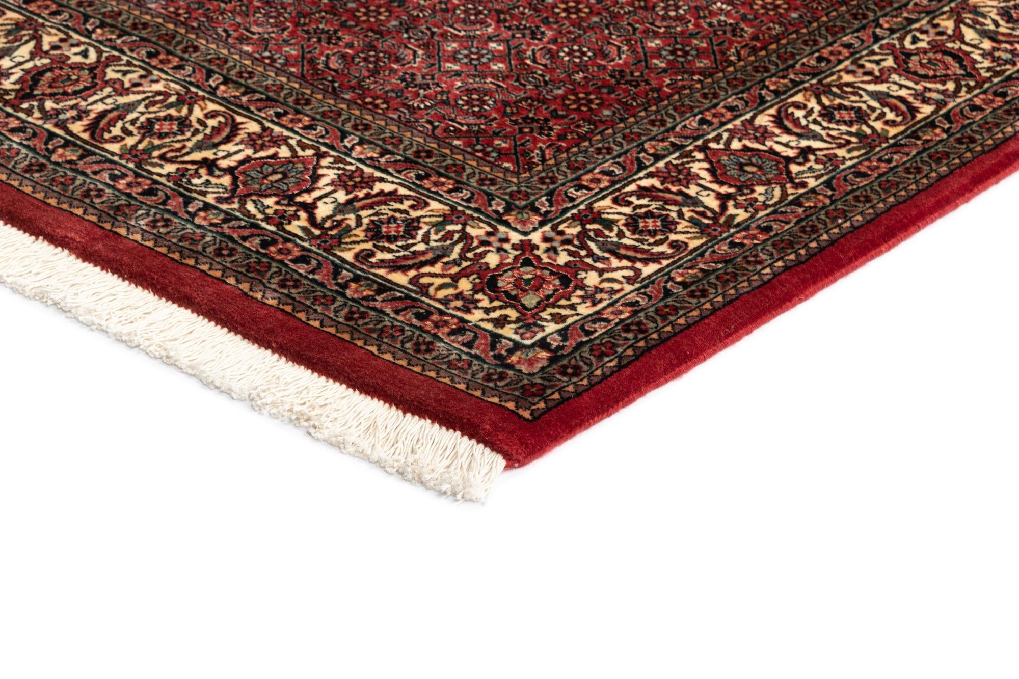 4' 5 x 6' 10 Bidjar Rug