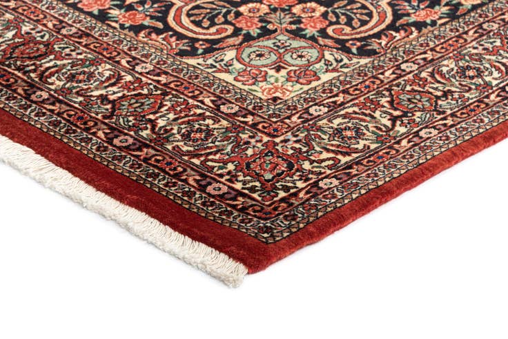Detail image of 5' 1 x 6' 11 Bidjar Rug