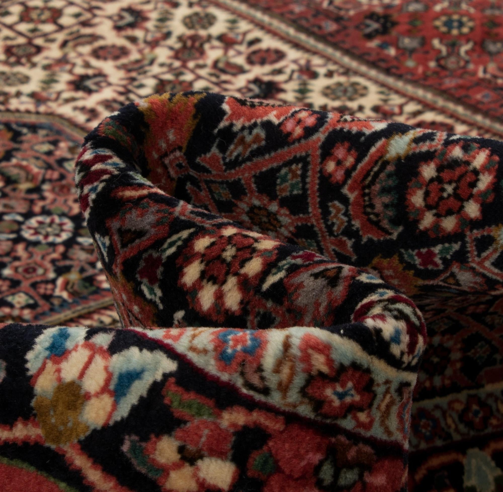 6' 7 x 9' Hand Knotted Bidjar Persian Wool Rug