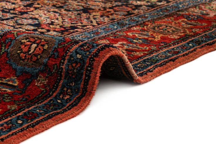 Detail image of 4' 1 x 7' 3 Bidjar Rug