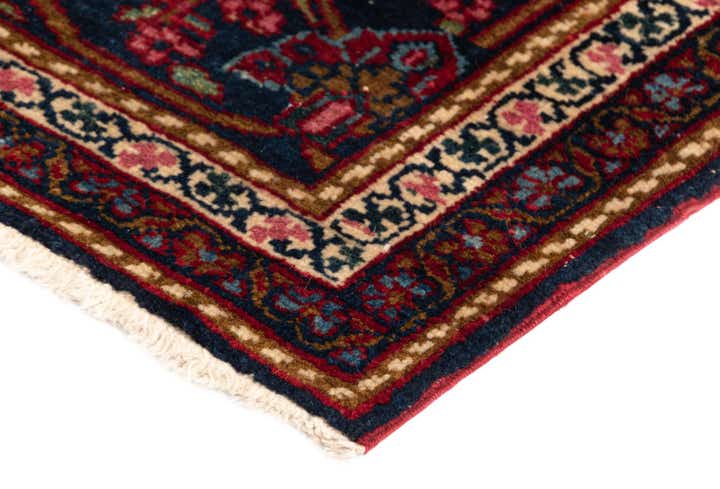 4' 6 x 6' 1 Bidjar Rug