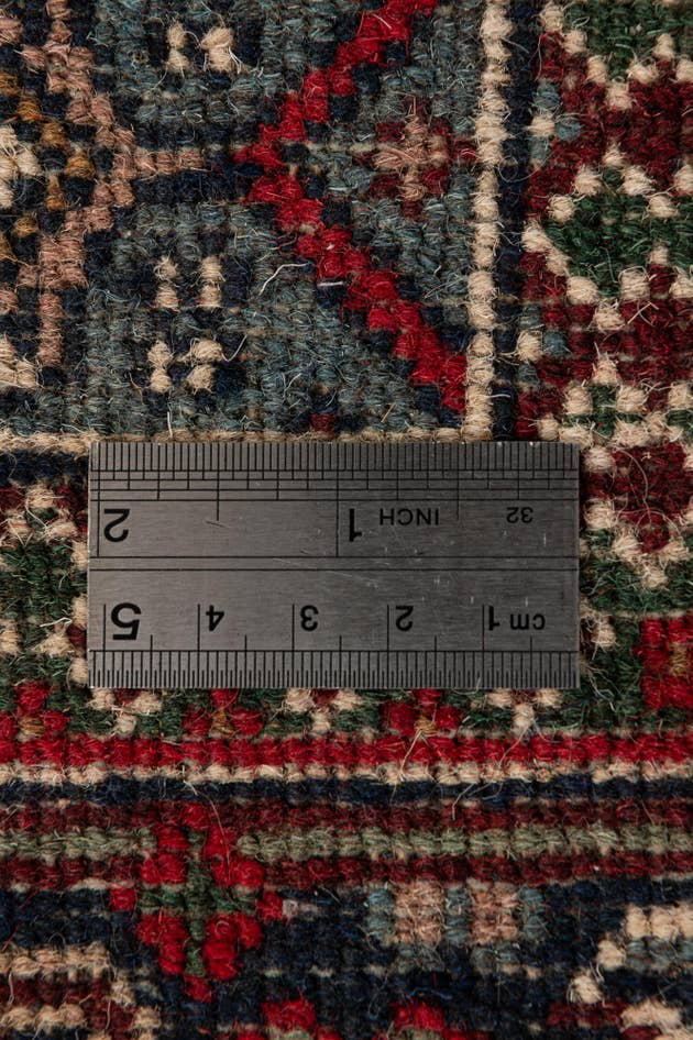 Detail image of 2' 11 x 5' 6 Hand Knotted Bidjar Wool Rug
