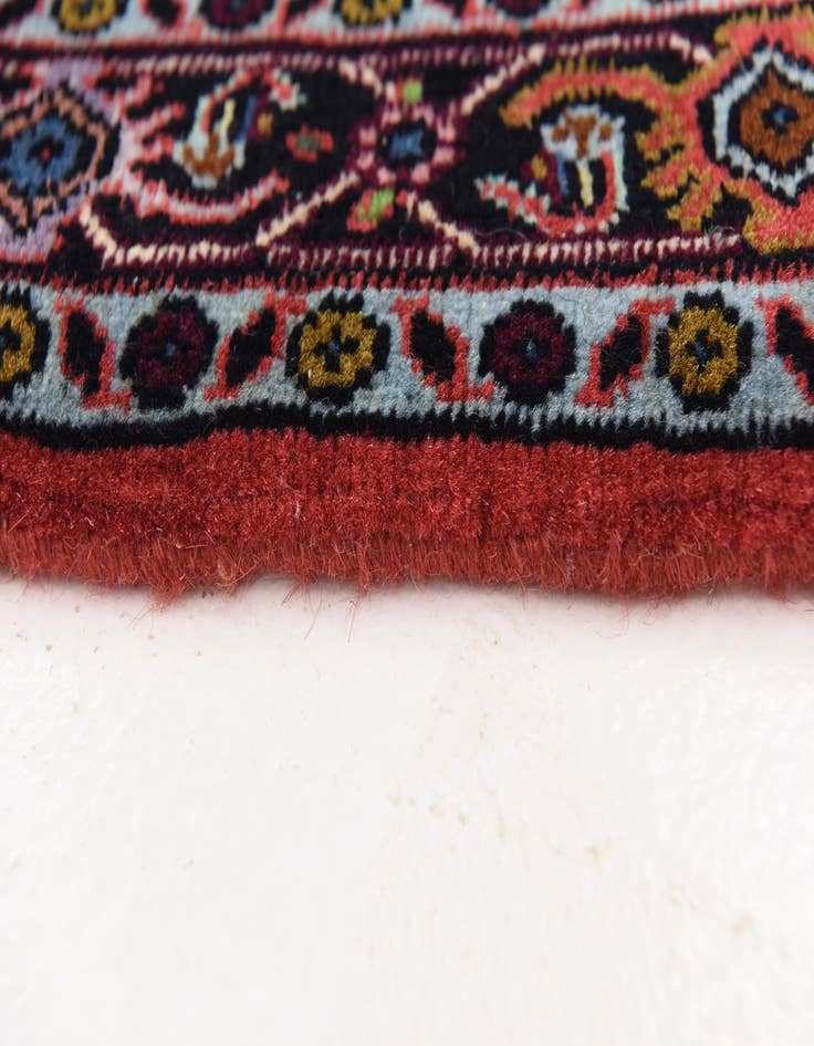 Detail image of 2' 4 x 3' 6  Hand Knotted Bidjar Persian Wool Rug