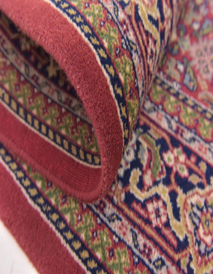 Detail image of 5' 6 x 7' 10 Hand Knotted Bidjar Wool Rug