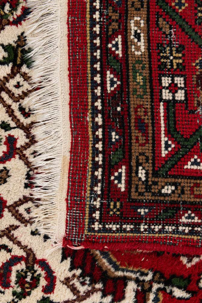 5' 8 x 7' 10 Hand Knotted Bidjar Wool Rug