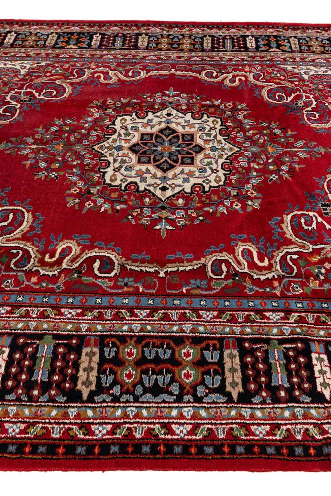 7' x 10' 2 Hand Knotted Bidjar Wool Rug