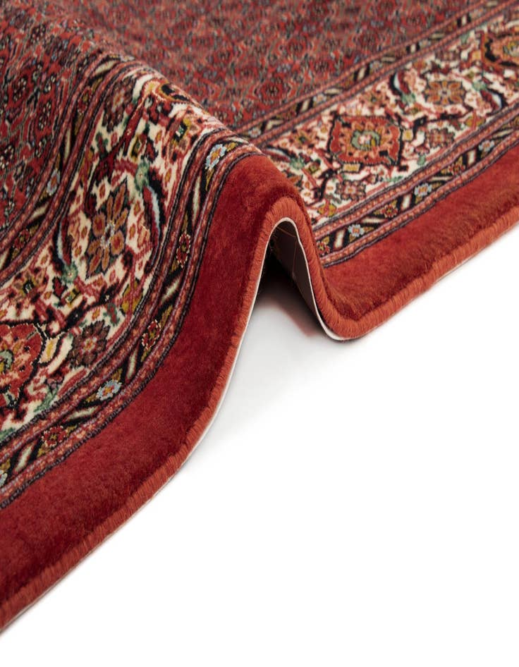Detail image of 4' 8 x 6' 10 Bidjar With Silk Rug