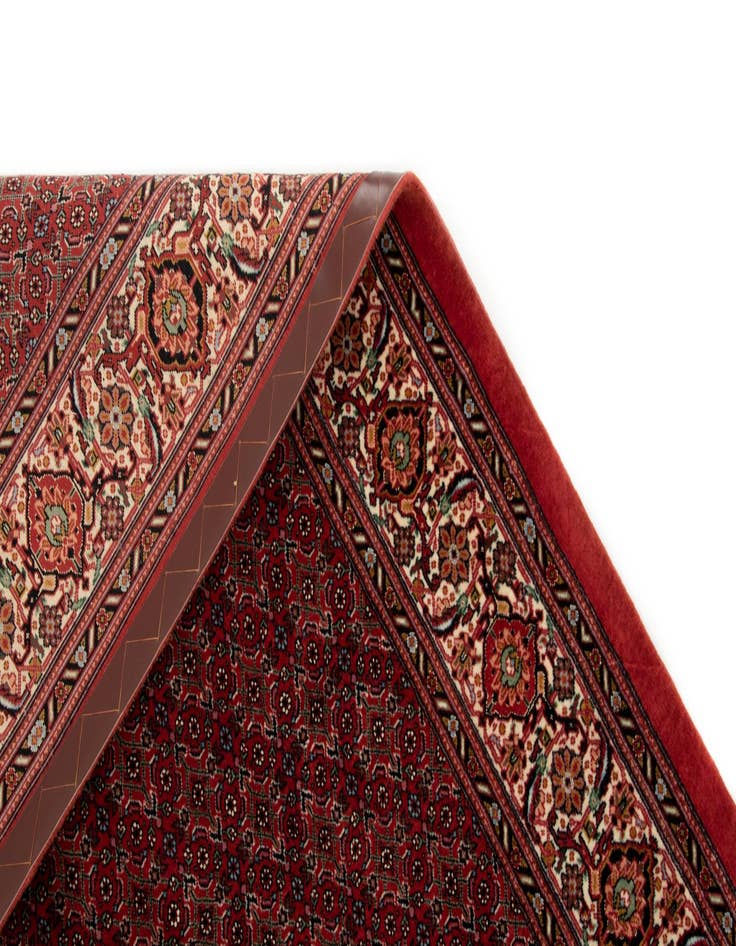Detail image of 4' 8 x 6' 10 Bidjar With Silk Rug