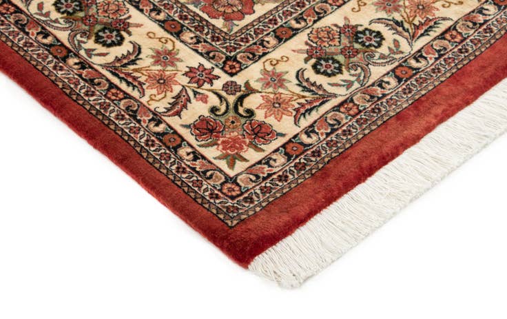 Detail image of 5' 6 x 8' 5 Bidjar With Silk Rug