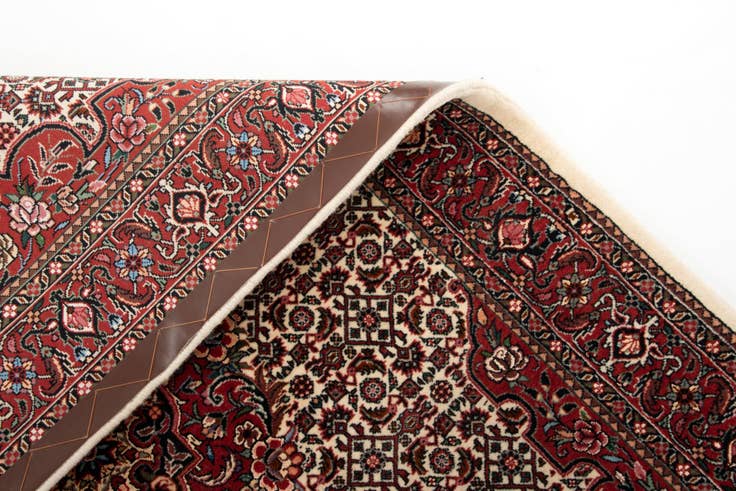Detail image of 3' 8 x 5' 10 Bidjar With Silk Rug