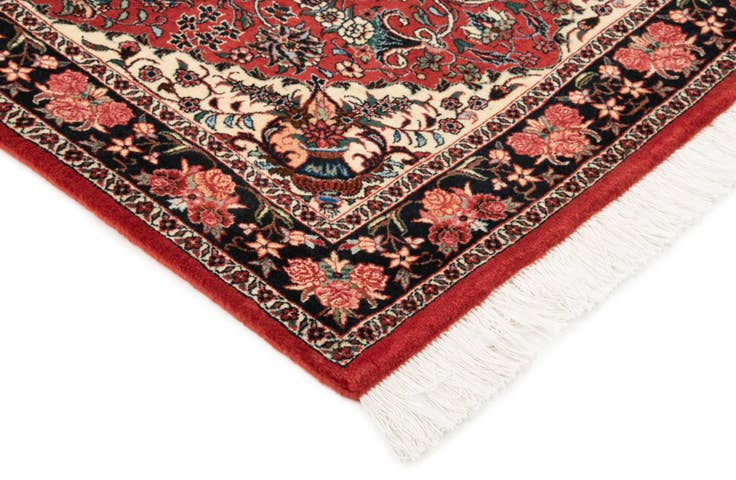 Detail image of 3' 3 x 4' 9 Bidjar With Silk Rug