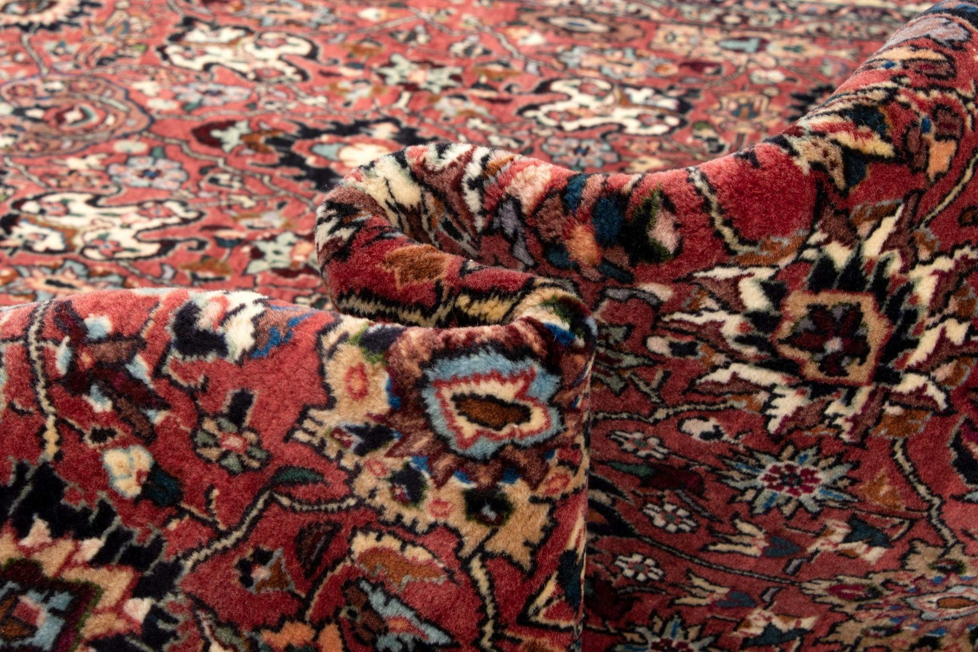 6' 8 x 9' 6 Bidjar With Silk Rug