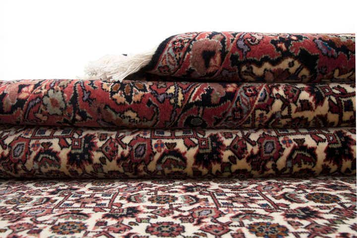 6' 7 x 9' 9 Bidjar With Silk Rug