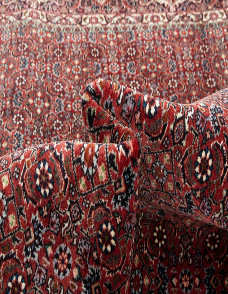 Detail image of 6' 10 x 8' 6 Bidjar With Silk Rug