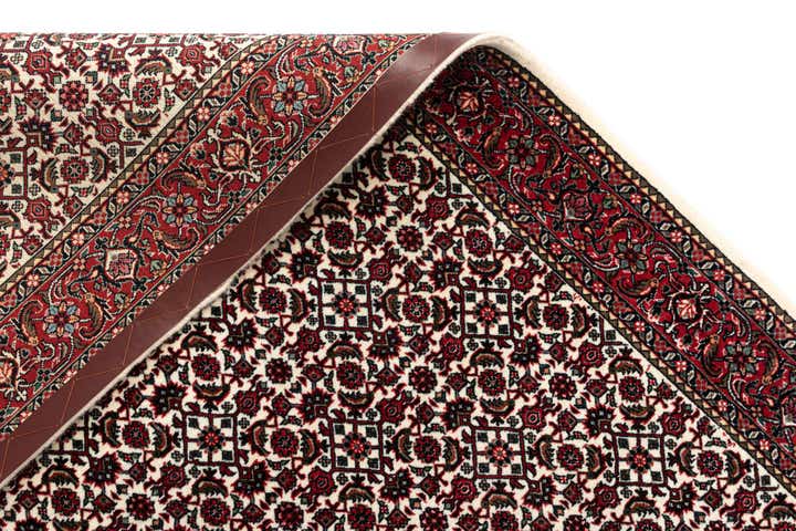 3' 8 x 6' 3 Bidjar With Silk Rug