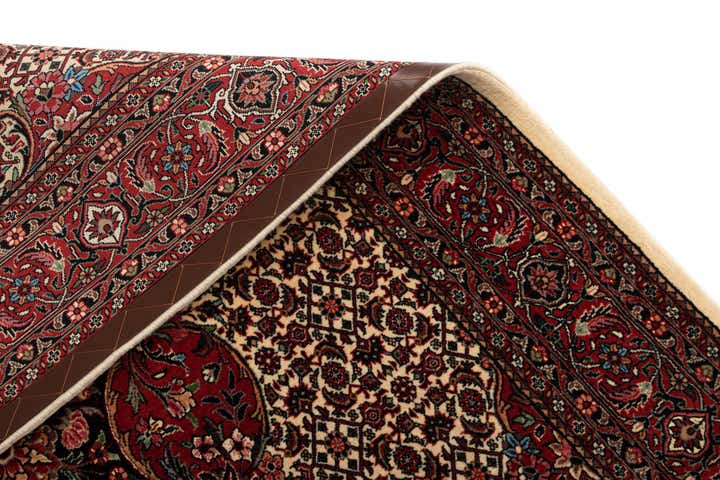 5' 1 x 7' 6 Bidjar With Silk Rug