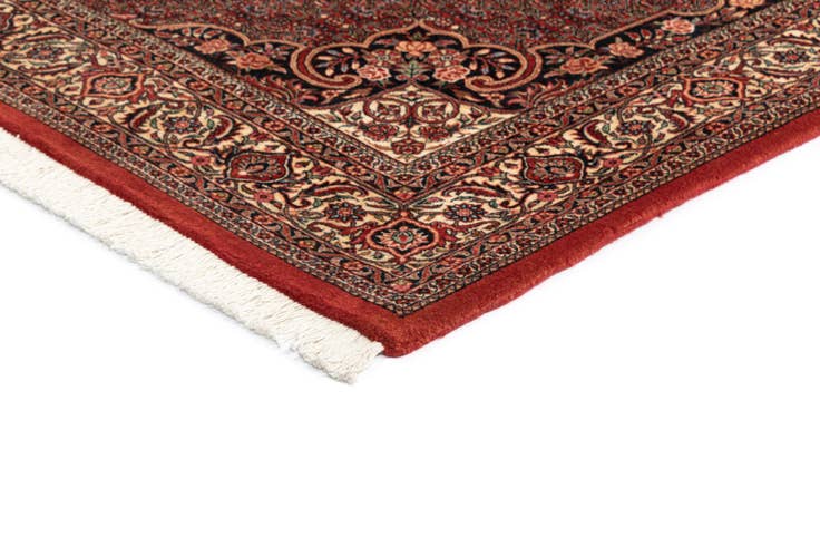 Detail image of 5' 6 x 7' 10 Bidjar With Silk Rug