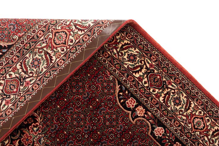Detail image of 5' 6 x 7' 10 Bidjar With Silk Rug