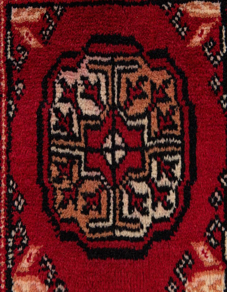 Detail image of 2' x 3' Hand Knotted Bokhara Wool Rug
