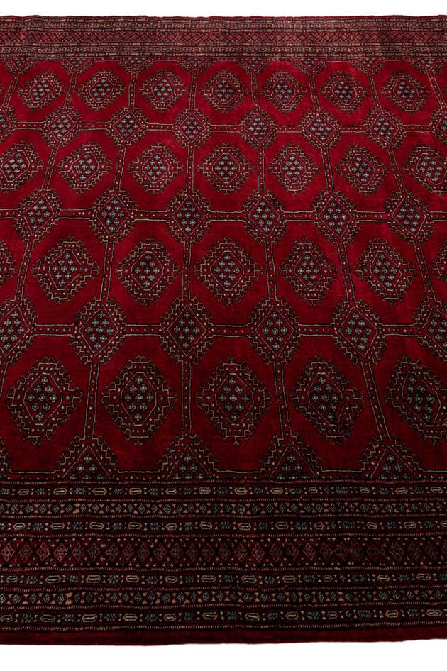 Detail image of 7' 8 x 10' 9 Hand Knotted Bokhara Oriental Wool Rug