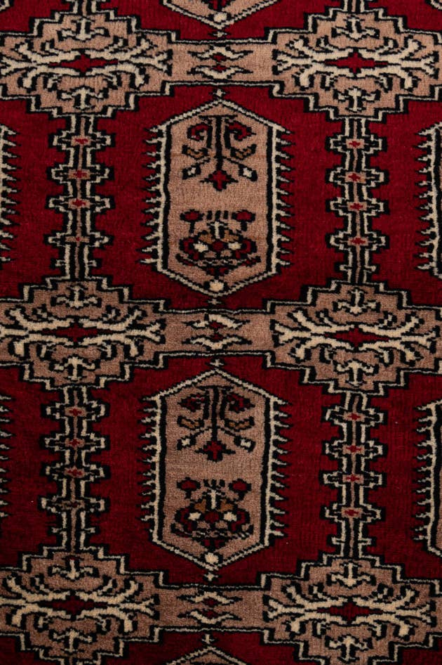 Detail image of 4' 2 x 5' 10 Hand Knotted Bokhara Wool Rug