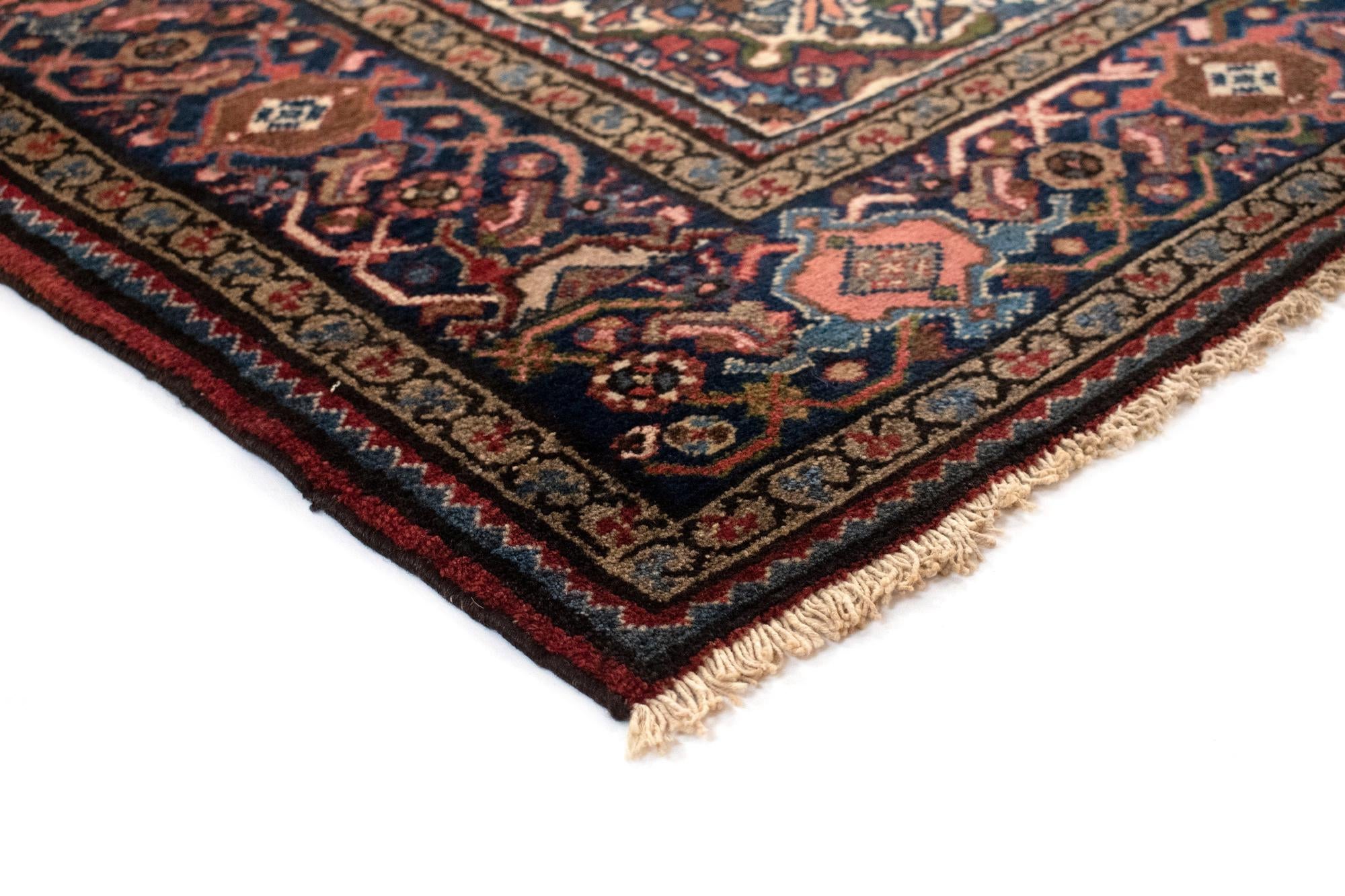 4' 11 x 6' 9 Hand Knotted Bortschalu Persian Rug