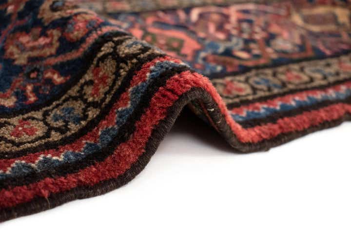 4' 11 x 6' 9 Hand Knotted Bortschalu Persian Rug