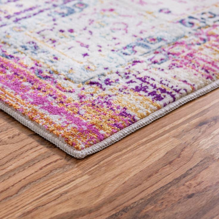 Detail image of 9' x 11' 6 Budapest Rug