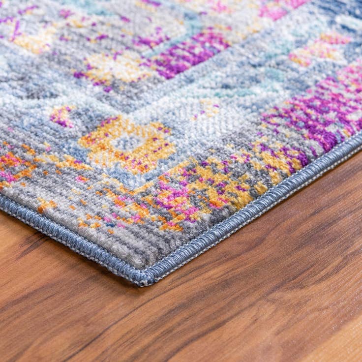 Detail image of 9' x 12' Budapest Rug