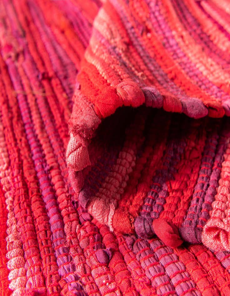 Detail image of 4' x 6' Hand Woven Chindi Cotton Rug