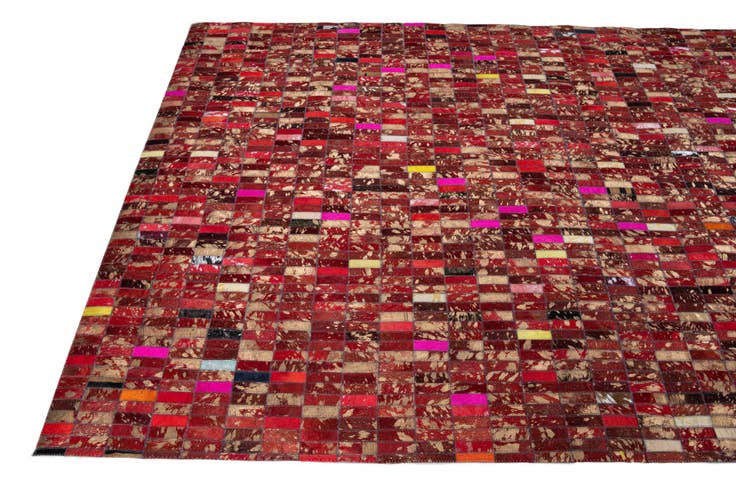 Detail image of 5' x 7' 10 Cowhide Leather Rug