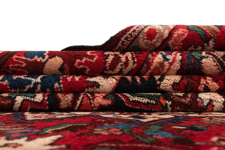 Detail image of 7' x 9' 9 Darjazin Wool Rug